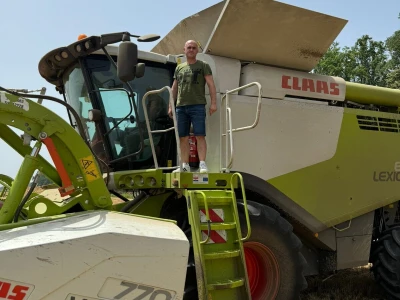 Ministar poljoprivrede u žetvi