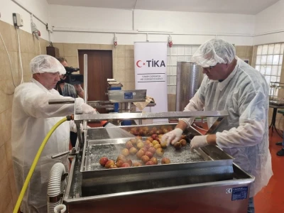 Na liniji za preradu voća Agro - turističkog klastera Lepoglava već je prerađeno više od dvije tone voća