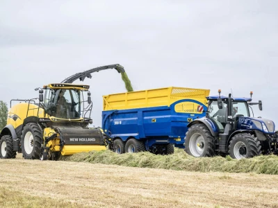New Holland silokombajn