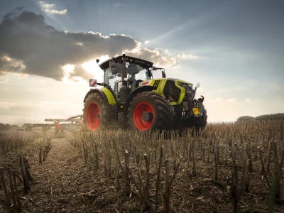 Nova Claas serija Arion 6