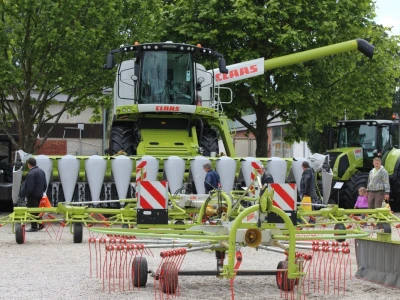 Claas mehanizacija