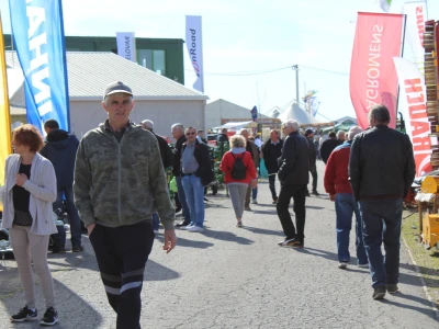 Otvoren