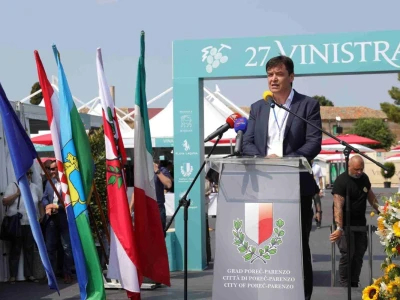 Otvorena 27. Vinistra