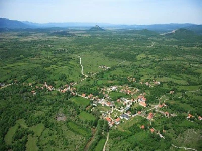 Panorama Lovinca - pogled iz zraka