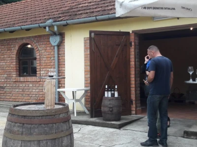 Peti naraštaj koji baštini ljubav prema vinogradarstvu i vinarstvu