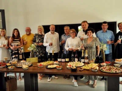 Pjenušavi zagorski doručak u Vinariji Kota