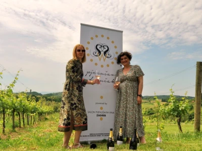 Pjenušavi zagorski doručak u Vinariji Kota