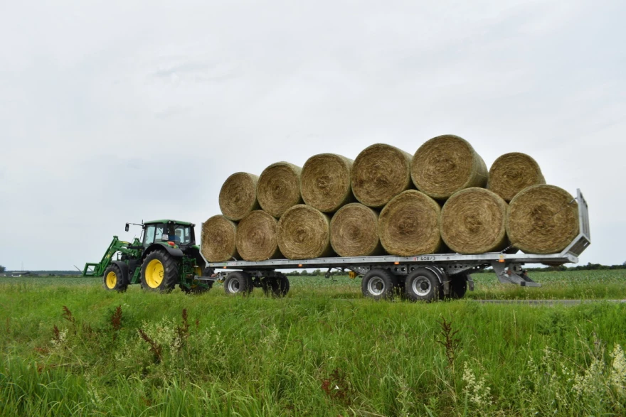 Traktor teret