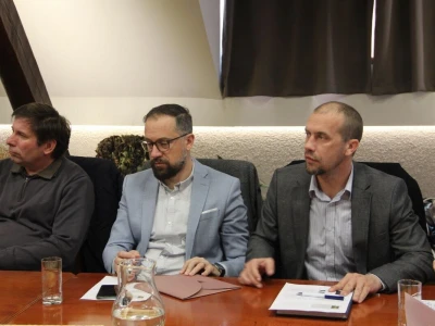 Predstavljen projekt klonske selekcije autohtone vinske sorte pušipel
