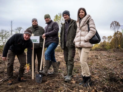Projekt CO2MPENSATING BY PLANTING