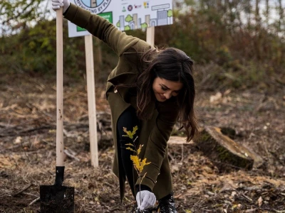 Projekt CO2MPENSATING BY PLANTING