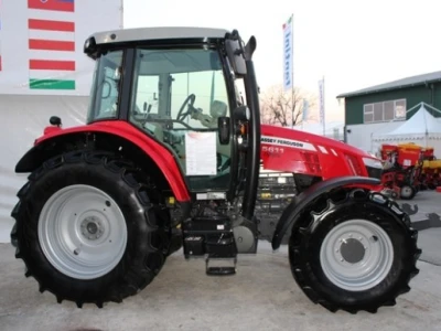 MF 5611 Dyna 6