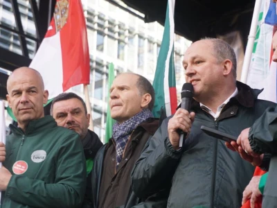 Prosvjed europskih poljoprivrednika u Bruxellesu