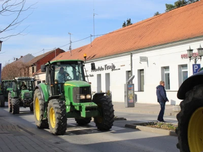 Prosvjed poljoprivrednika u Đakovu