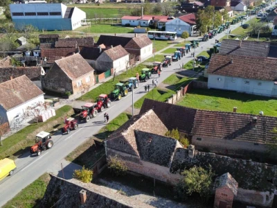 Prosvjed poljoprivrednika u Retkovcima