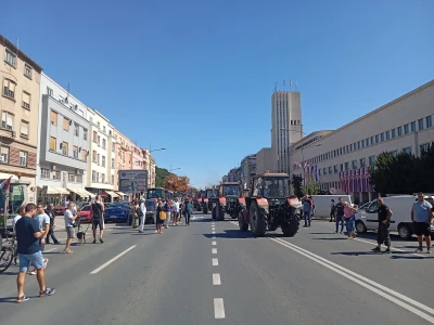 Protest poljoprivrednika u Novom Sadu