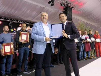 Pršutana Antolović apsolutni pobjednik na 16. Internacionalnom Sajmu pršuta u Tinjanu