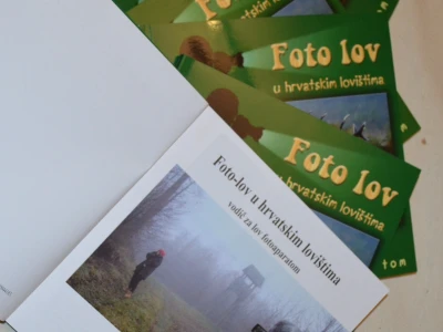 Prva stranica knjige Foto-lov u hrvatskim lovištima