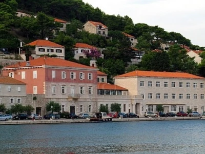 Klesarska škola u Pučišćima na otoku Braču