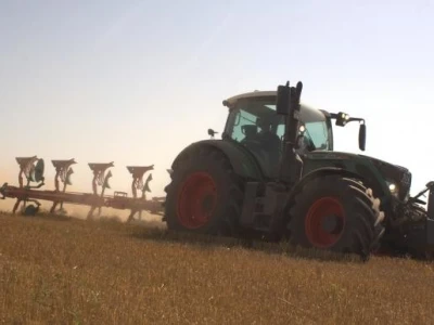 Prezentacija Fendt i Valtra traktora