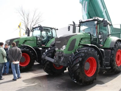 Fendt traktori