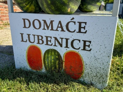 Samoposlužna polica za lubenice