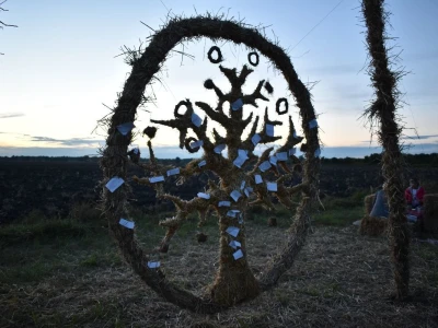 Slama Land Art 2021