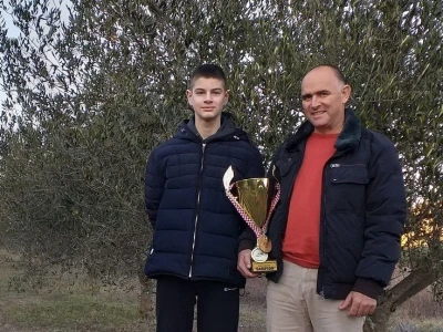 SLAVO STOJANOV - Šampionsku titulu i odličja posvetio svom pokojnom ovu Slavku!