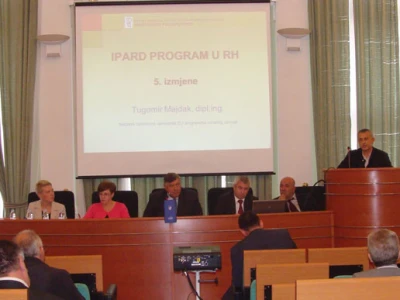 Sastanak na temu: Provedbe programa jesenske sjetve i berbe kasnih usjeva roda 2012