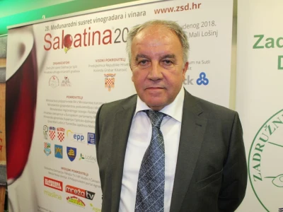 Slobodan Čapin prima priznanje "Stanko Ožanić"