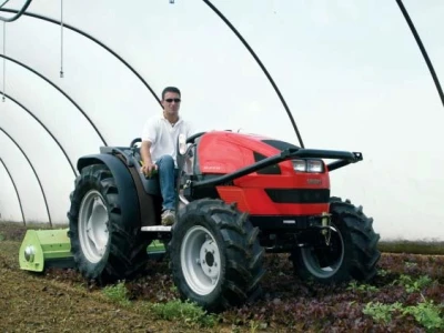 Traktor Same Solaris