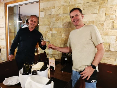 STARE SORTE: Vina od spašene Privlačke biline, Glaca i Dugoveza - zvijezde večeri!