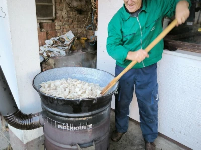 Tradicionalna slavonska svinjokolja