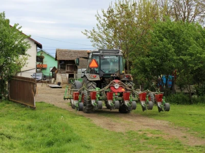 Traktor Hattat T4110