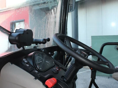 Traktor Massey Ferguson F3709