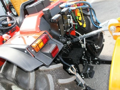 Traktor Goldoni Quasar