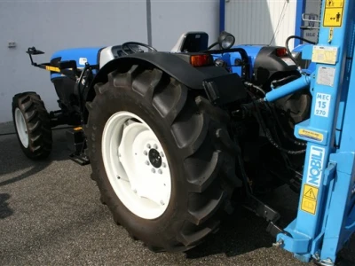 Traktor New Holland T4 V/N/F (T4000 V/N/F)