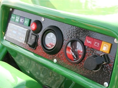 Traktor Hittner Ecotrac 30