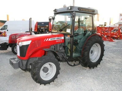 Traktor Massey Ferguson 3600