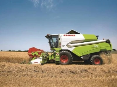 Claas Tucano kombajn - Agron
