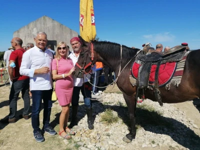 U PETAK NA NADINSKOM BLATU - Prvi put obilježen početak berbe grožđa u Zadarskoj županiji