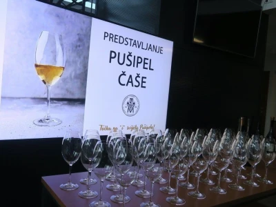 U „svjetskom centru pušipela“ u Štrigovi U „svjetskom centru pušipela“ u Štrigovi predstavljena pušipel čaša                                                              Predstavljena pušipel čaša