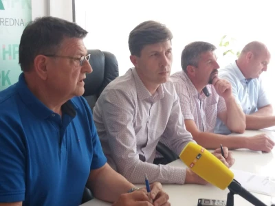 Uvozno  voće i povrće