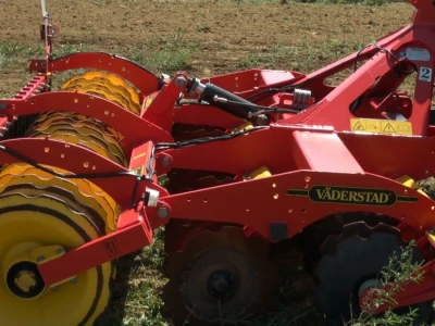 Valtra N 114 i Carrier 300