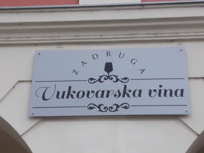 Ploča s nazivom zadruge