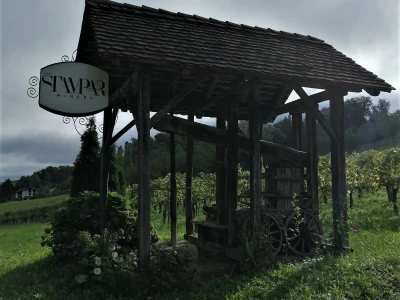 Vinarija Štampar iz Svetog Urbana uspješno je spojila stogodišnju tradiciju, iznimnu kvalitetu i inovativnost u proizvodnji vina