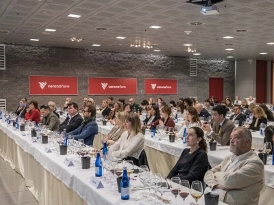 Vinitaly 2024: Najveća svjetska izložba vina 56. put u Veroni