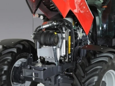 Traktor McCormick X6