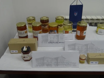 ZAVRŠENO OCJENJIVANJE 23. SORTNIH VRSTA MEDA U HGK ŽK OSIJEK!