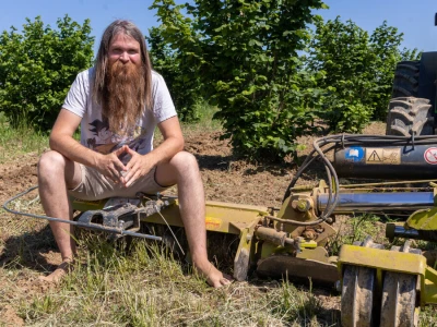 Zemljišna obrada u nasadu lijeske